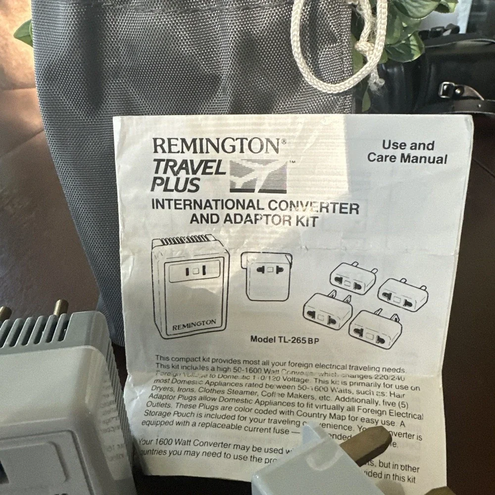 Remington‎ International Converter & Adapter Kit Model TL-265 w/ Travel Bag